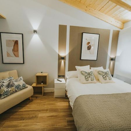 Apartamentos Mk77 Leon - Palomera Bagian luar foto