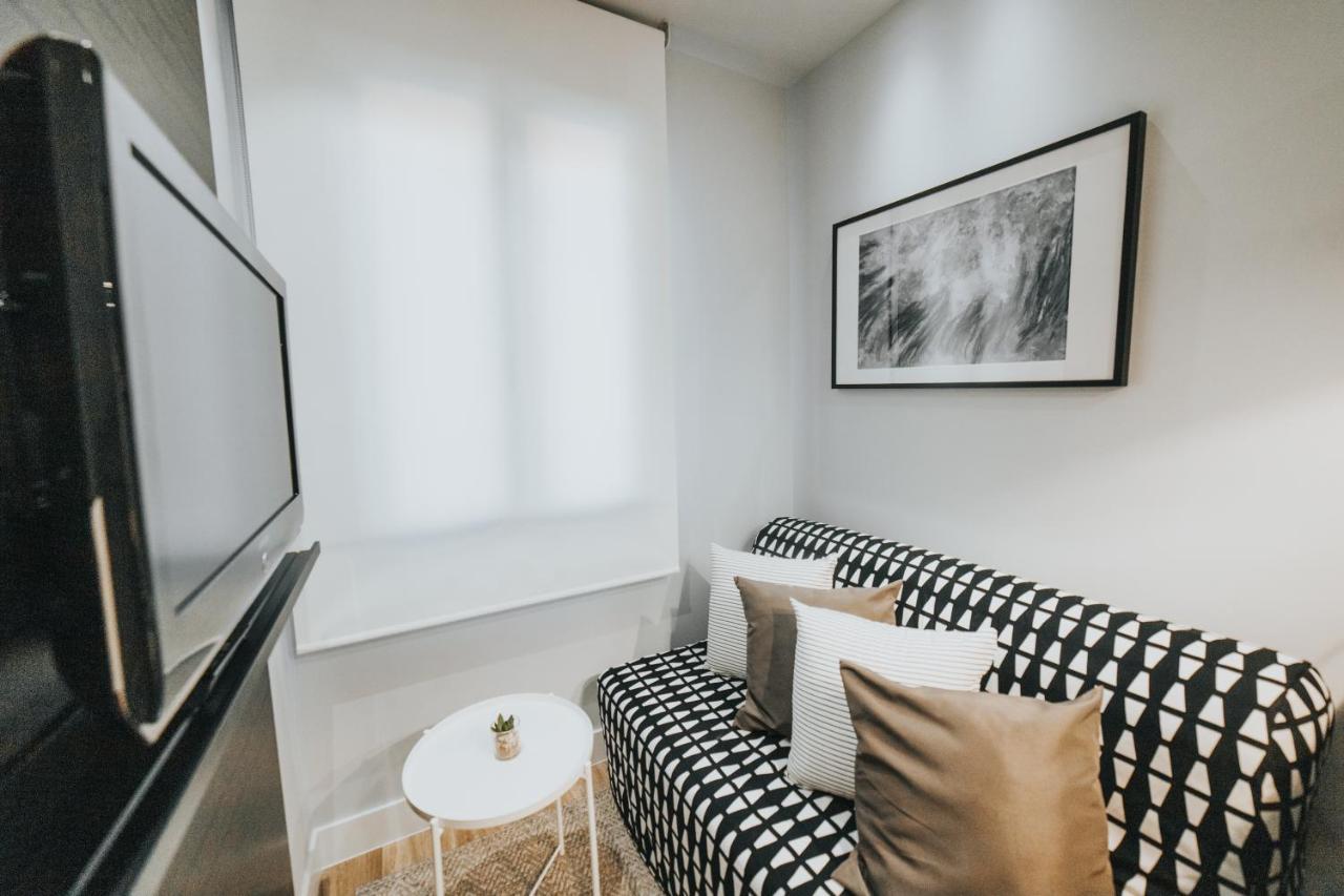 Apartamentos Mk77 Leon - Palomera Bagian luar foto
